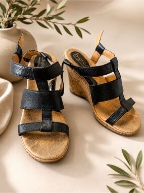 b.o.c. Born Concept Black Leather Cork Wedge Sandals Size 9 Comfort Boho